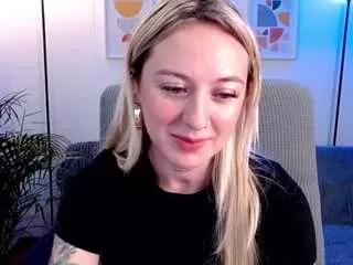Photos of hasleyjonns from CamSoda is Freechat