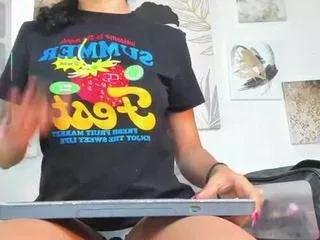 hellenrossi from CamSoda is Freechat