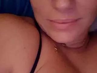 hiikitty424 from CamSoda