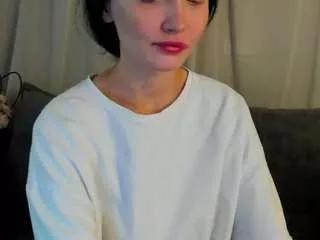 holly-berryy from CamSoda is Freechat