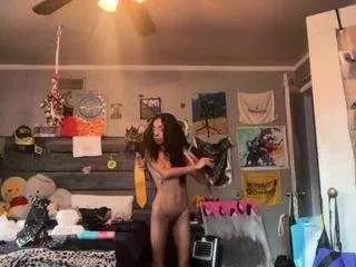 honeydewhigh from CamSoda is Freechat