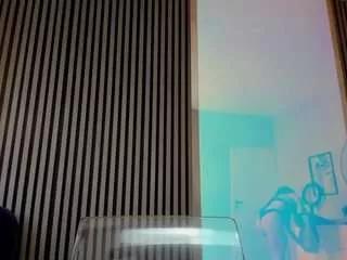 Indira-jo webcams show profile image 