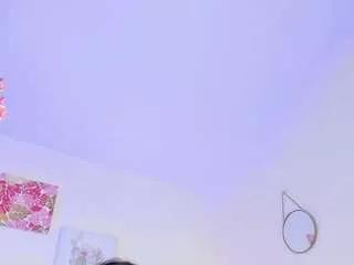 iriss5 from CamSoda is Freechat