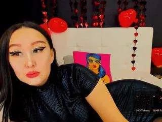 Discover our girls online shows and discover the company of countless livestreamers, with stunning shapes, sex toys and more.