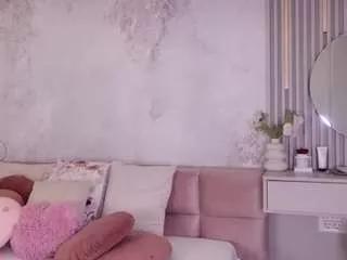 jullyblair from CamSoda