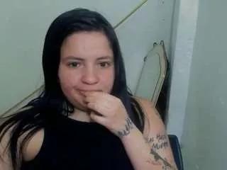 jullymessyy from CamSoda