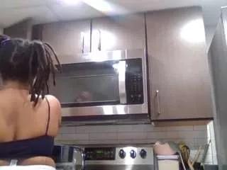 Karmaathedon webcams show profile image 