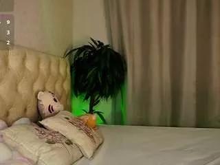 Photos of katekatslat from CamSoda is Freechat