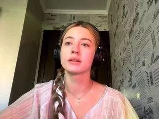 Photos of katiebeames from CamSoda is Freechat