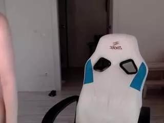 katiemelone from CamSoda is Freechat