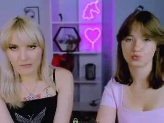 kendall-peach from CamSoda is Freechat
