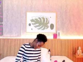 kenyastonee from CamSoda is Freechat