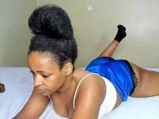 kinkytalia from CamSoda