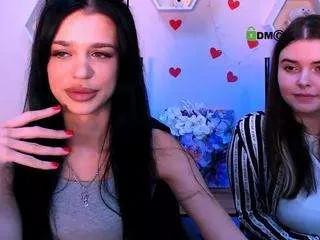 kira-melt from CamSoda is Freechat