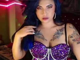 Discover our girls online shows and discover the company of countless livestreamers, with stunning shapes, sex toys and more.