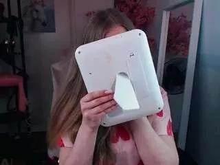 kittybooo from CamSoda