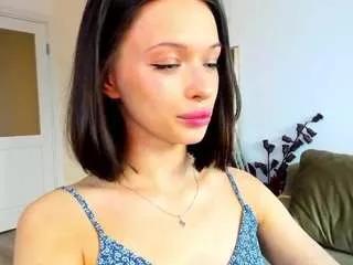 kossiee from CamSoda