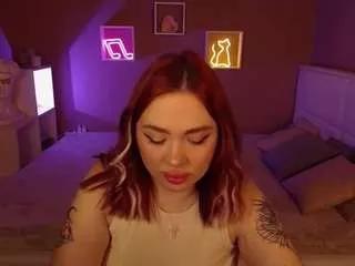 Discover our girls online shows and discover the company of countless livestreamers, with stunning shapes, sex toys and more.