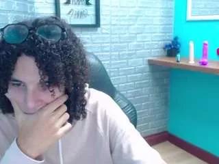 Kurttmiller webcams show profile image 
