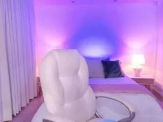 kyliie-jones from CamSoda is Freechat