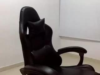 laura-d from CamSoda is Freechat