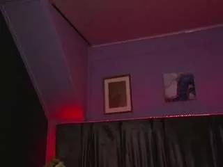 lauren-1 from CamSoda is Freechat