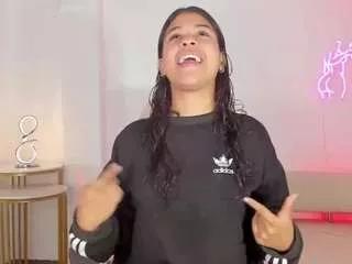 layla-golden from CamSoda