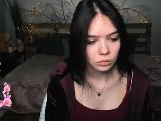 laylashineee from CamSoda