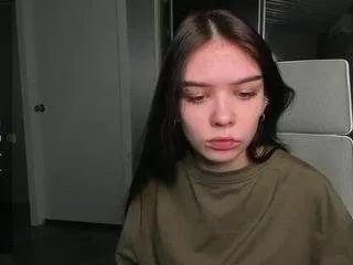 laylashineee from CamSoda