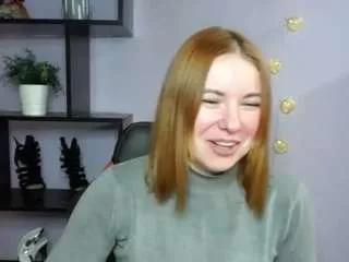 Discover our girls online shows and discover the company of countless livestreamers, with stunning shapes, sex toys and more.