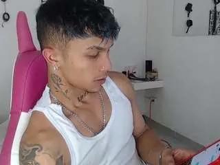 leonardprice1 from CamSoda is Freechat