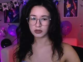 lia-make-love from CamSoda is Freechat