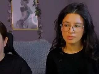 lia-make-love from CamSoda is Freechat