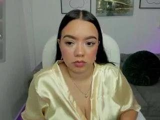 liilylux from CamSoda