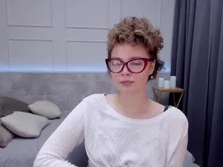 lilacmuse from CamSoda