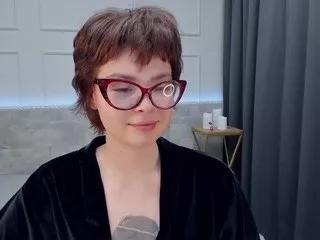 lilacmuse from CamSoda