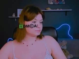 lili-cherryy from CamSoda