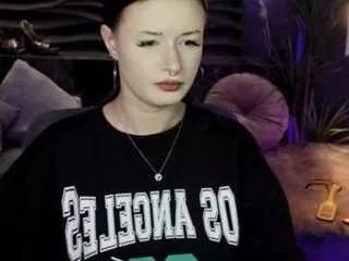 lilymoonlight from CamSoda
