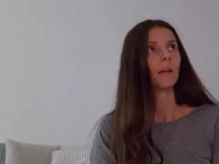 lilyroselyn from CamSoda is Freechat