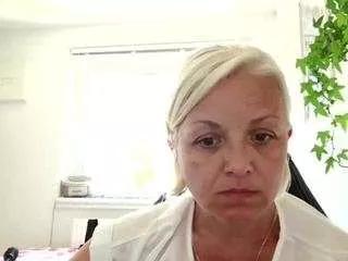 linsycardinal from CamSoda is Freechat
