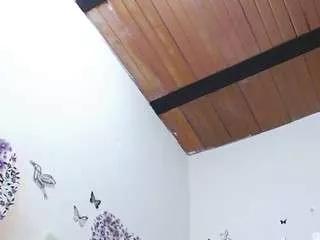 little-lucyx from CamSoda