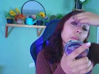 littlelua from CamSoda is Freechat