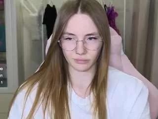 littlevildevil from CamSoda