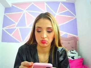 Lizziesnow webcams show profile image 