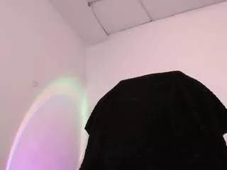 lol-cutee from CamSoda