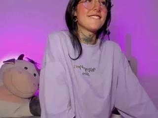 lola-leah from CamSoda