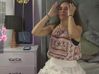 lolabuttie from CamSoda is Freechat