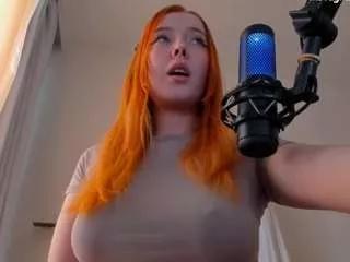 loopcia from CamSoda