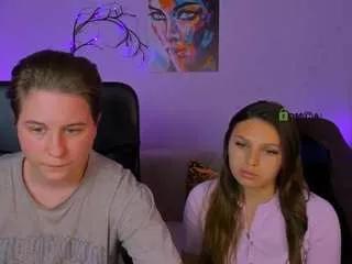 lorel-love from CamSoda is Freechat
