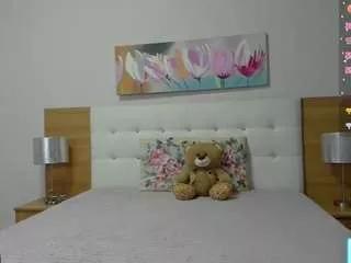 lovelysophie3 from CamSoda is Freechat